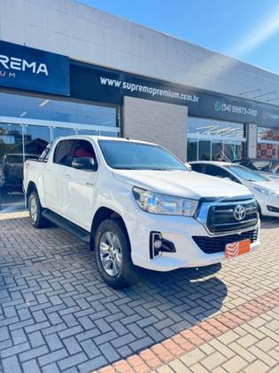 TOYOTA HILUX 2.8 SR 4X4 CD 16V DIESEL 4P AUTOMÁTICO